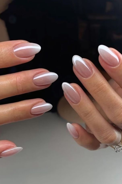 10 White Chrome Nails So Good You’ll Screenshot Immediately