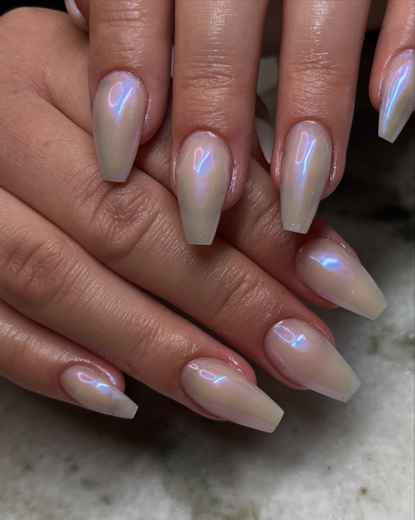 11. Iridescent Pearl Chrome Coffin Nails (Coffin Nail Ideas)