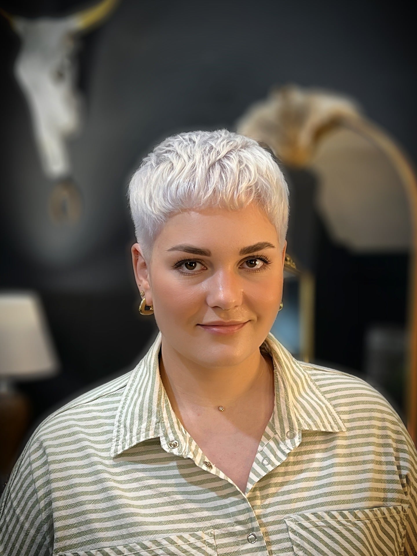 3. Icy White Cropped Pixie (Choppy Pixie Haircuts)