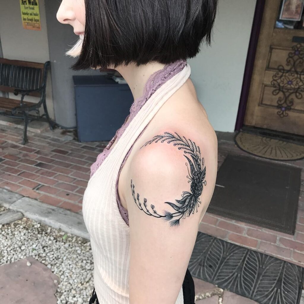 Feminine Shoulder Wreath Tattoo