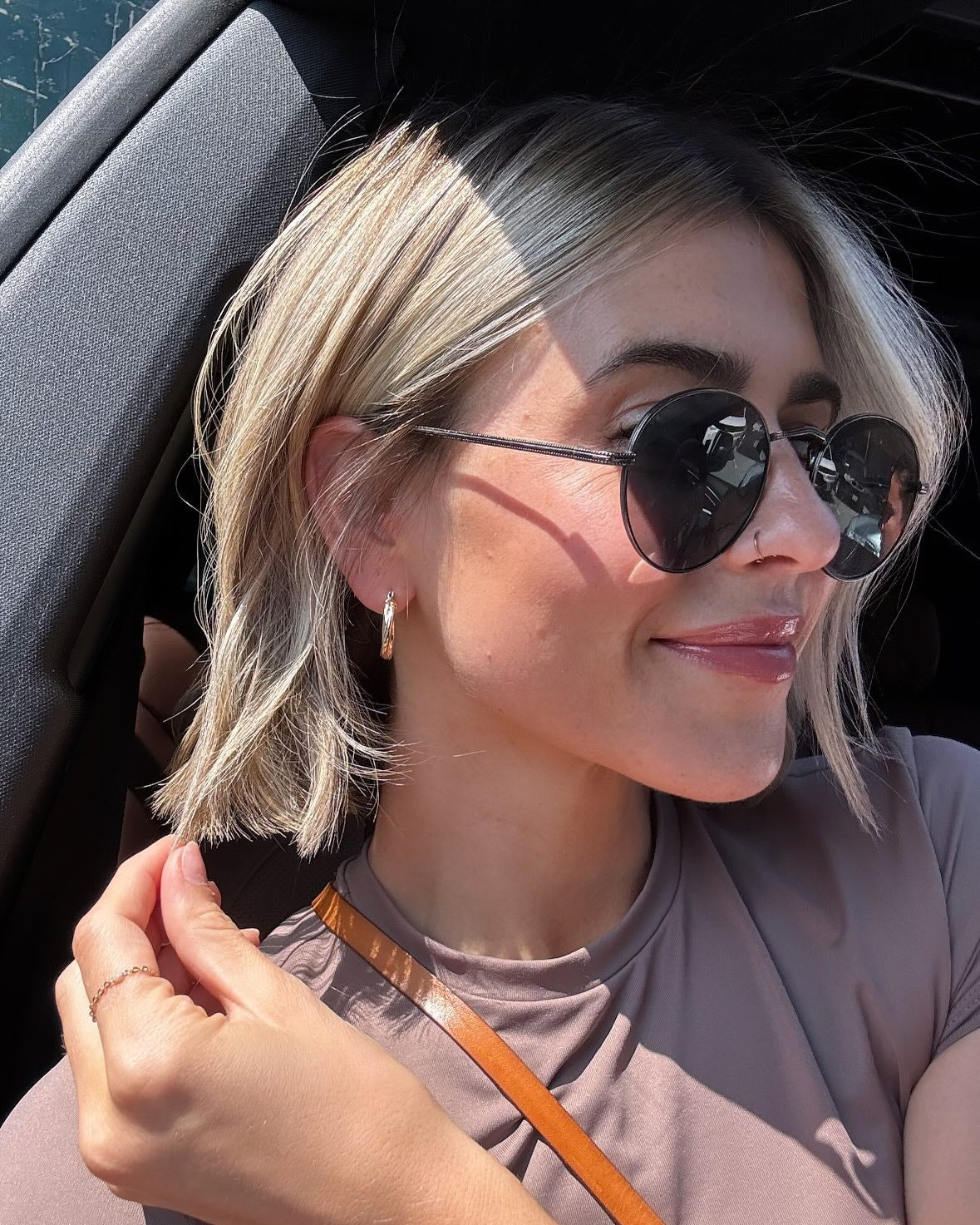 2. Choppy Platinum Bob with Shadow Root (Short Hairstyles)