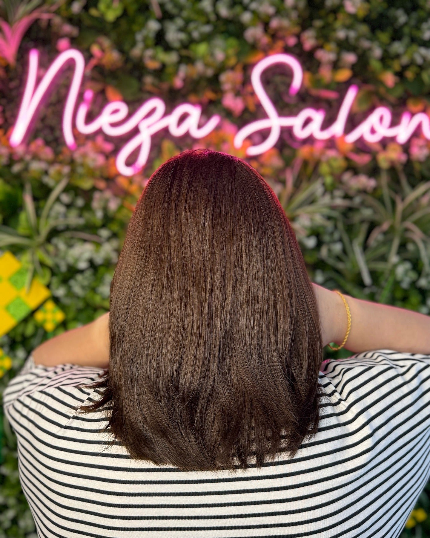 10. Blended Medium Brown Lob with Light Flicks (Medium Brown Hair Color)