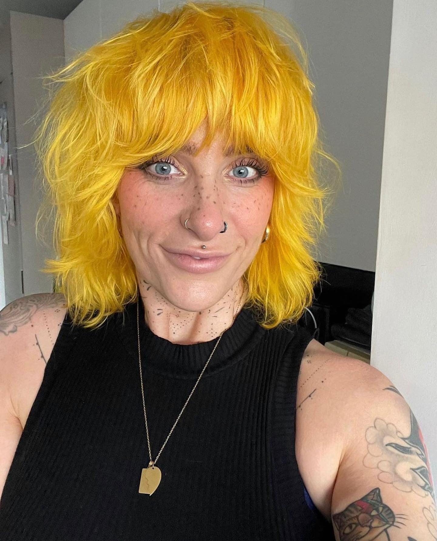 7. Bright Yellow Rocker Shag (70S Hairstyles)