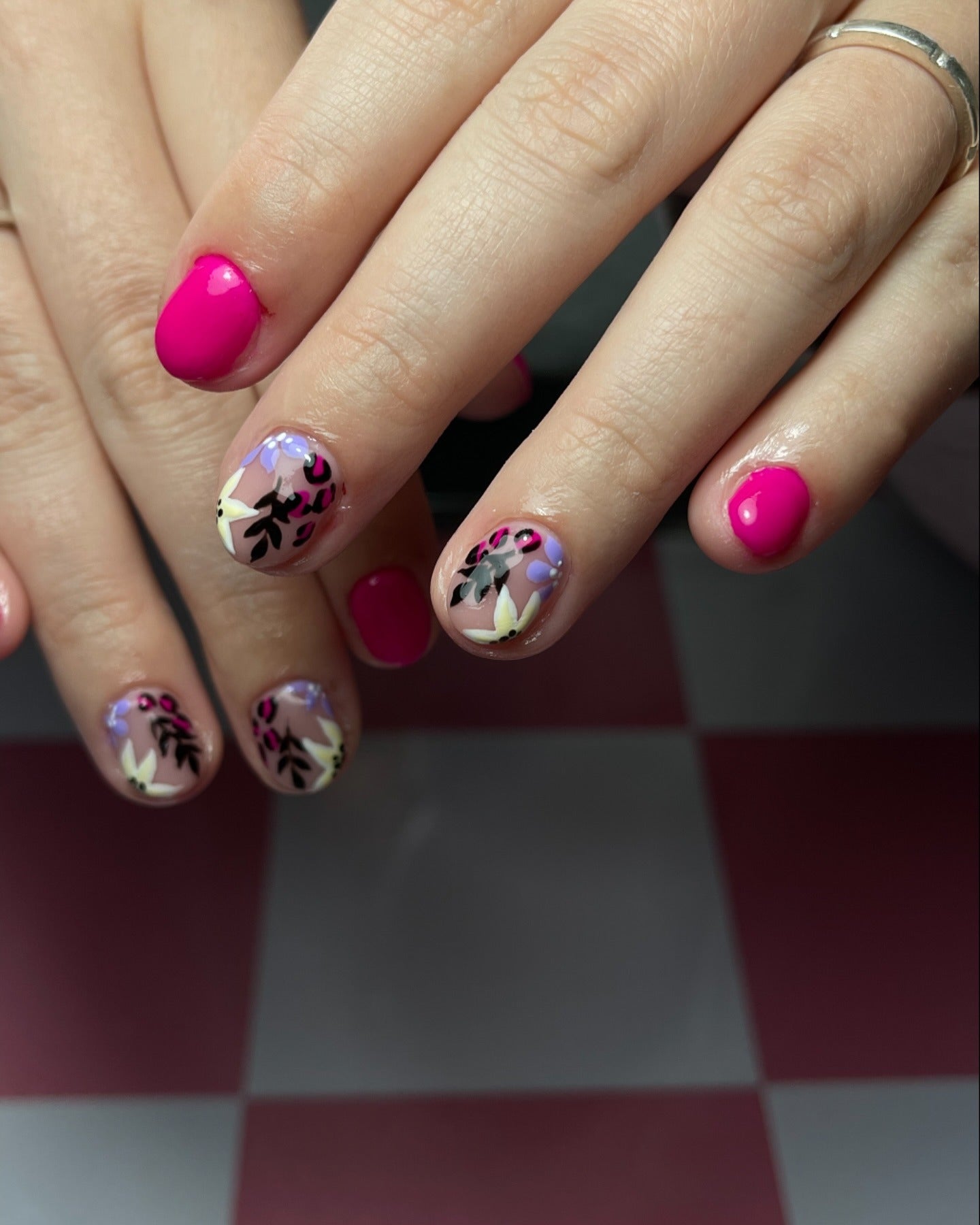 7. Fuchsia and Botanical Contrast (Short Nail Art Ideas)