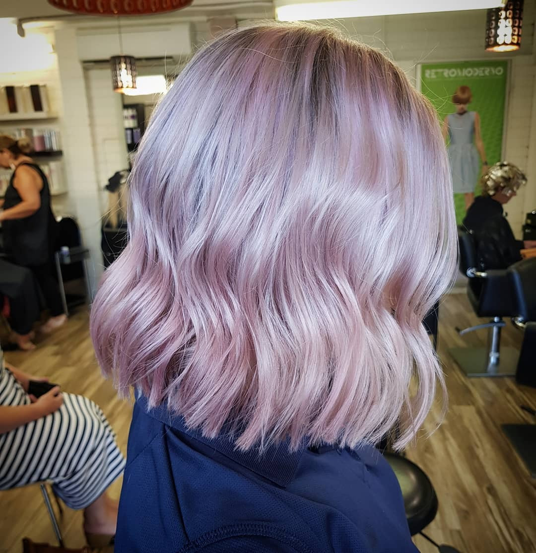 1. Soft Pastel Lilac Waves (Short Wavy Hairstyles)