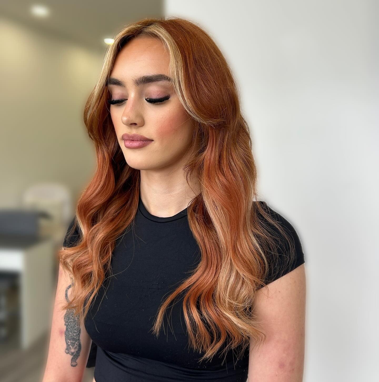 9. Cinnamon Waves with Blonde Accents (Autumn Hair Colors)