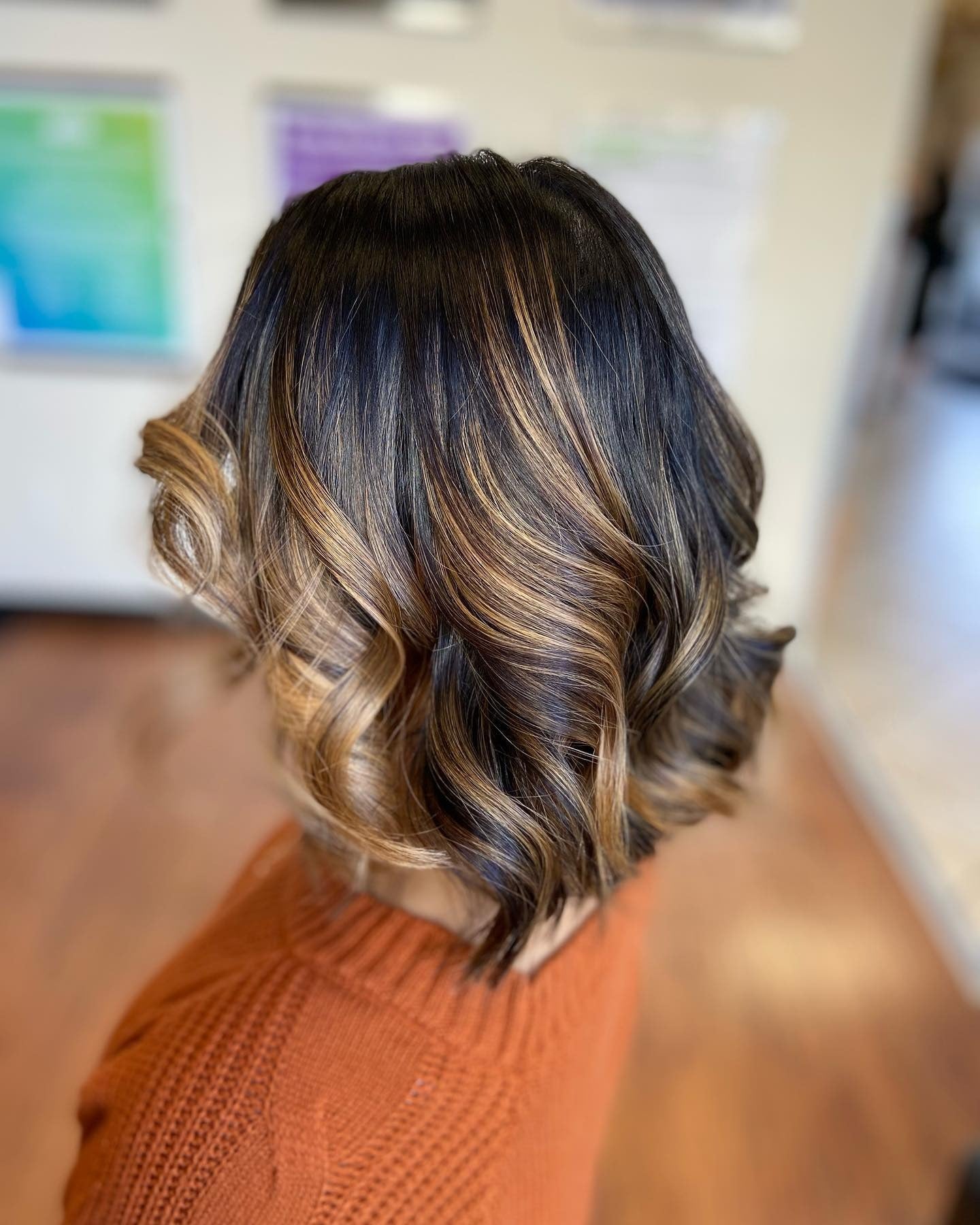 9. Chocolate and Caramel Wavy Lob (Chic-Length Hairstyles)