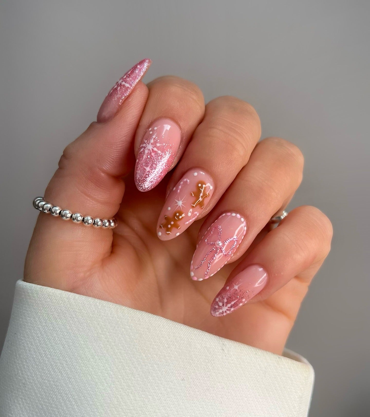 4. Whimsical Pink Christmas Set (Glitter Sparkle Nail Ideas)