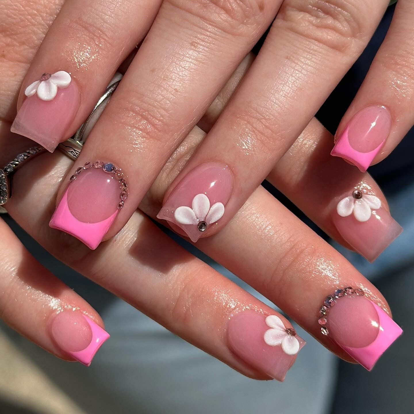 1. Pink French Blooms with Rhinestone Accents (Short Spring Break Nail Ideas)