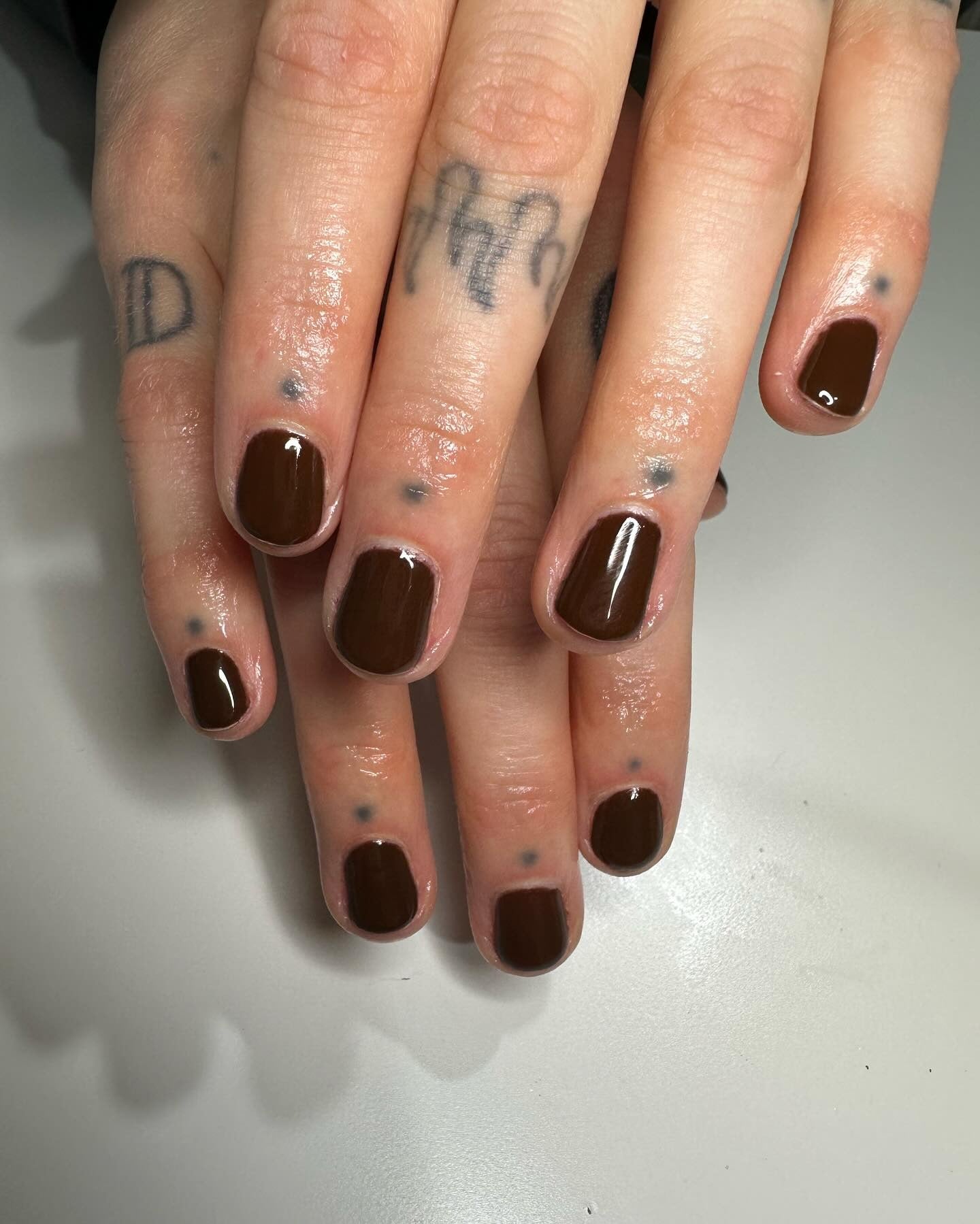 9. Deep Espresso Short Gloss (Short Thanksgiving Nail Ideas)