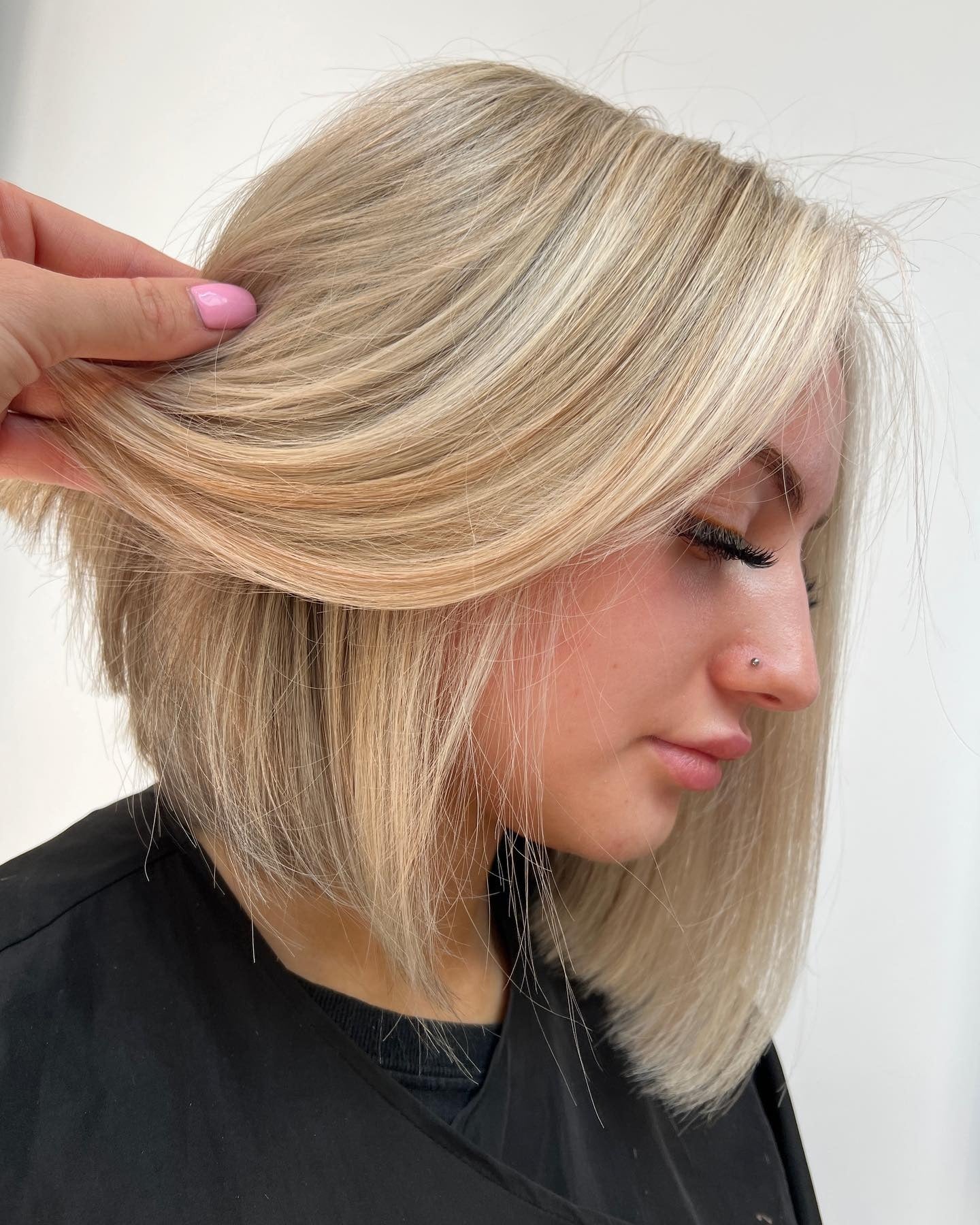 5. Smooth Ash-Butter Blonde Bob (Short Blonde Hairstyles)