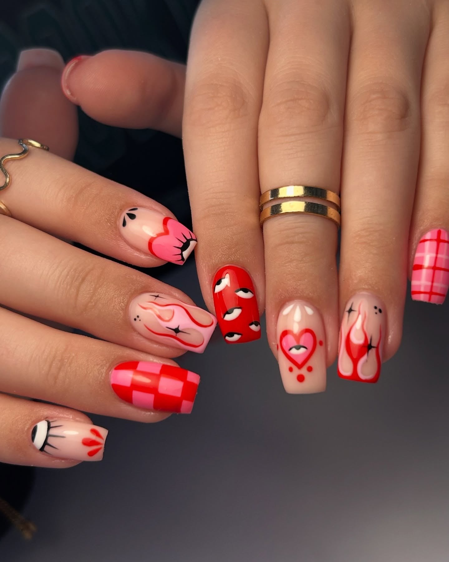 9. Bold Red & Pink Graphic Nails (Cool Nail Ideas)