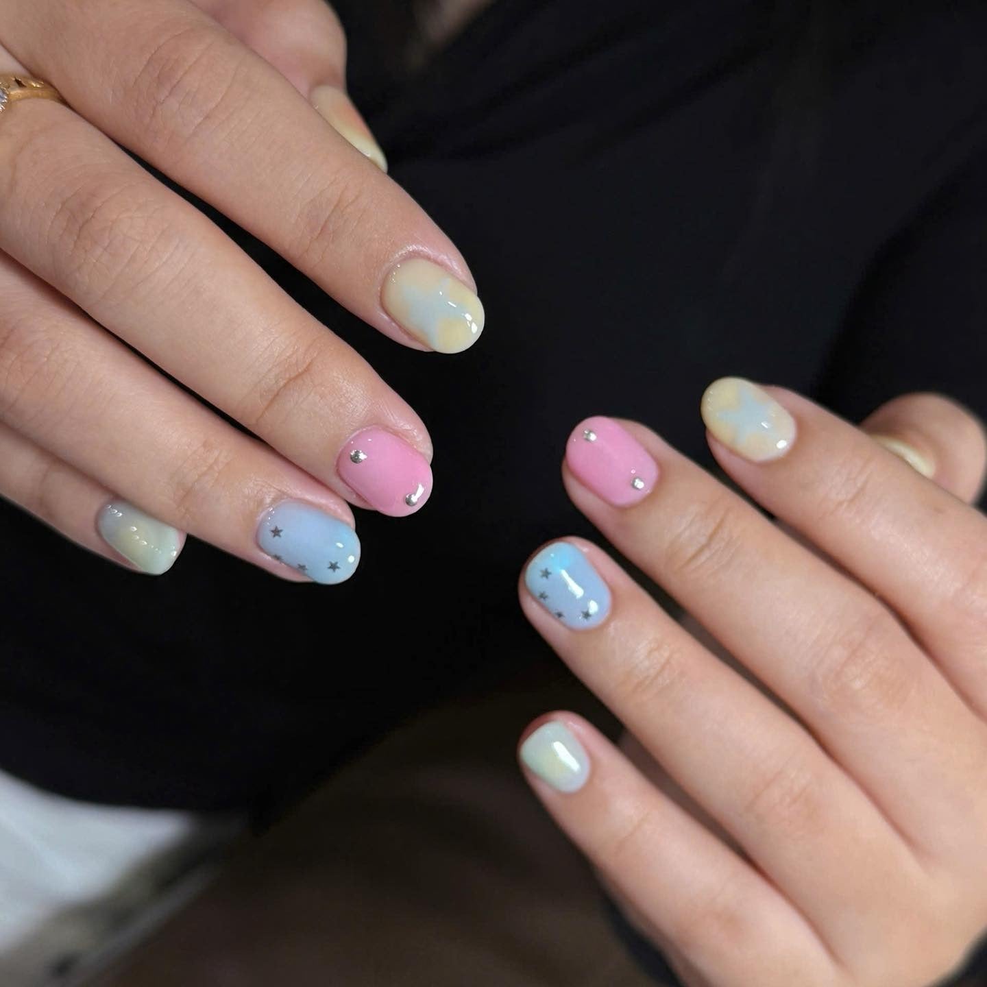 13. Starry Ombre Pastels with Studded Details (Cute Nail Ideas)