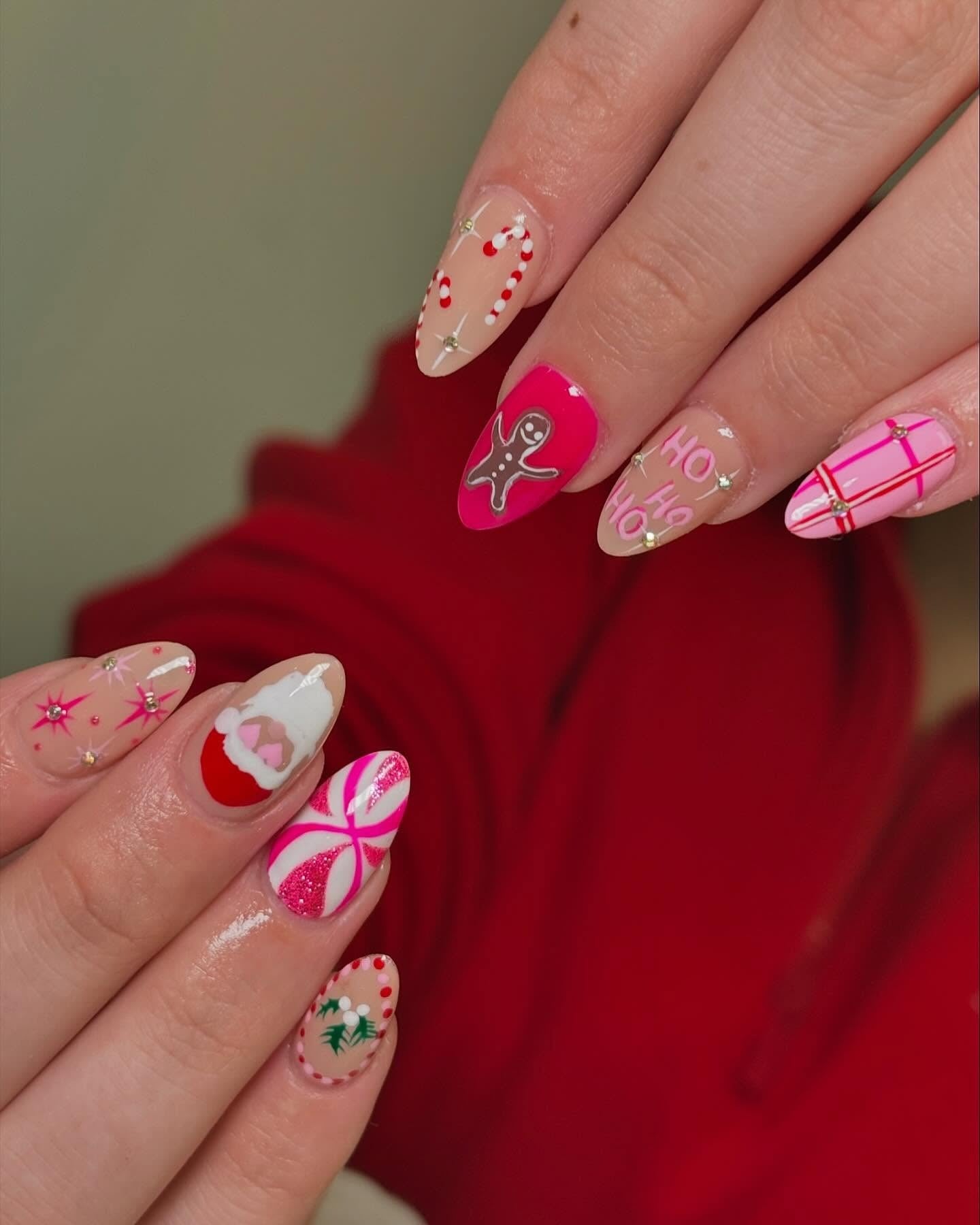 14. Festive Mix and Match Holiday Icons (Holiday Nail Ideas)