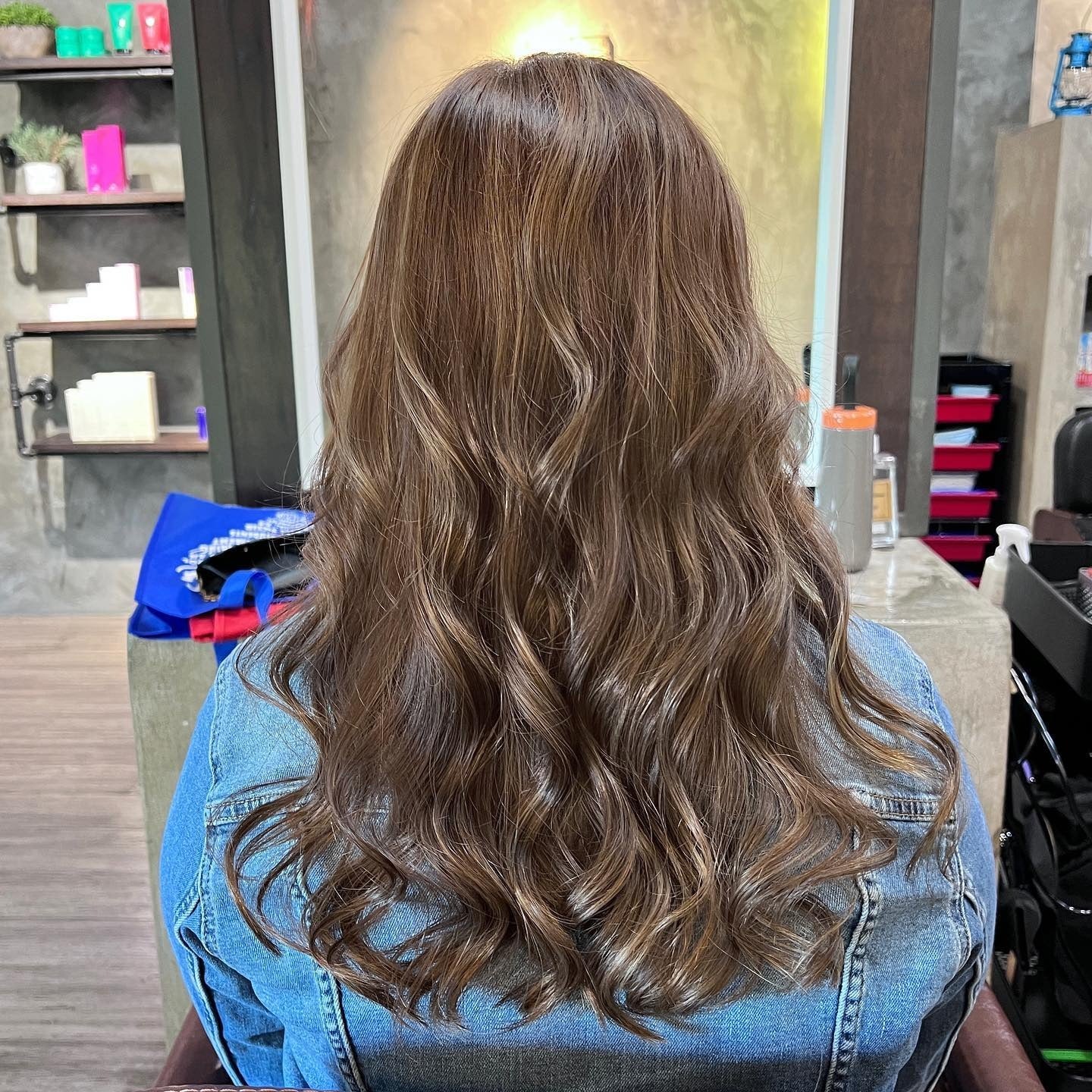 7. Warm Caramel Milk Tea with Tousled Waves (Milk Tea Hair Color)