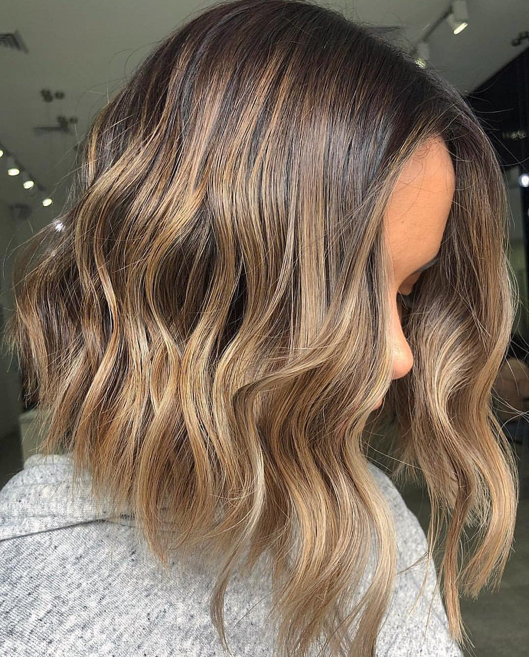 12. Warm Caramel Balayage Lob (Lob Hairstyles)