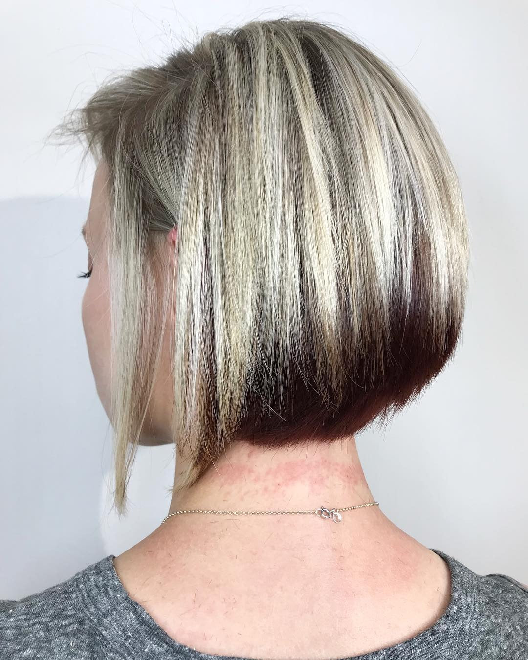 14. Two-Tone Stacked Bob with Blonde and Burgundy Contrast (Stacked Haircuts)