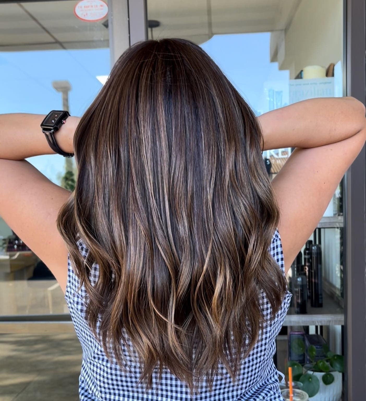 9. Cool Brunette with Ash-Toned Highlights (Brunette Balayage Hair Color)