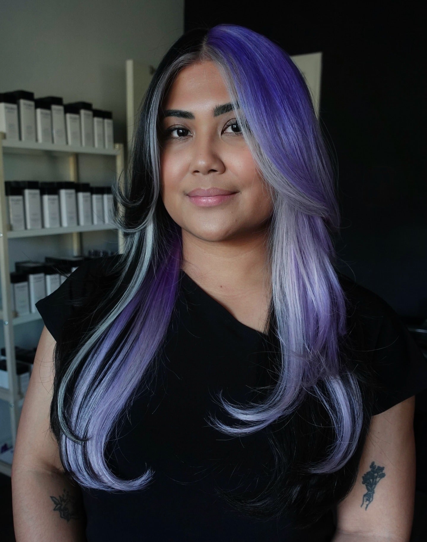 9. Split-Color Lavender and Platinum Layers (Hair Color with Highlights)