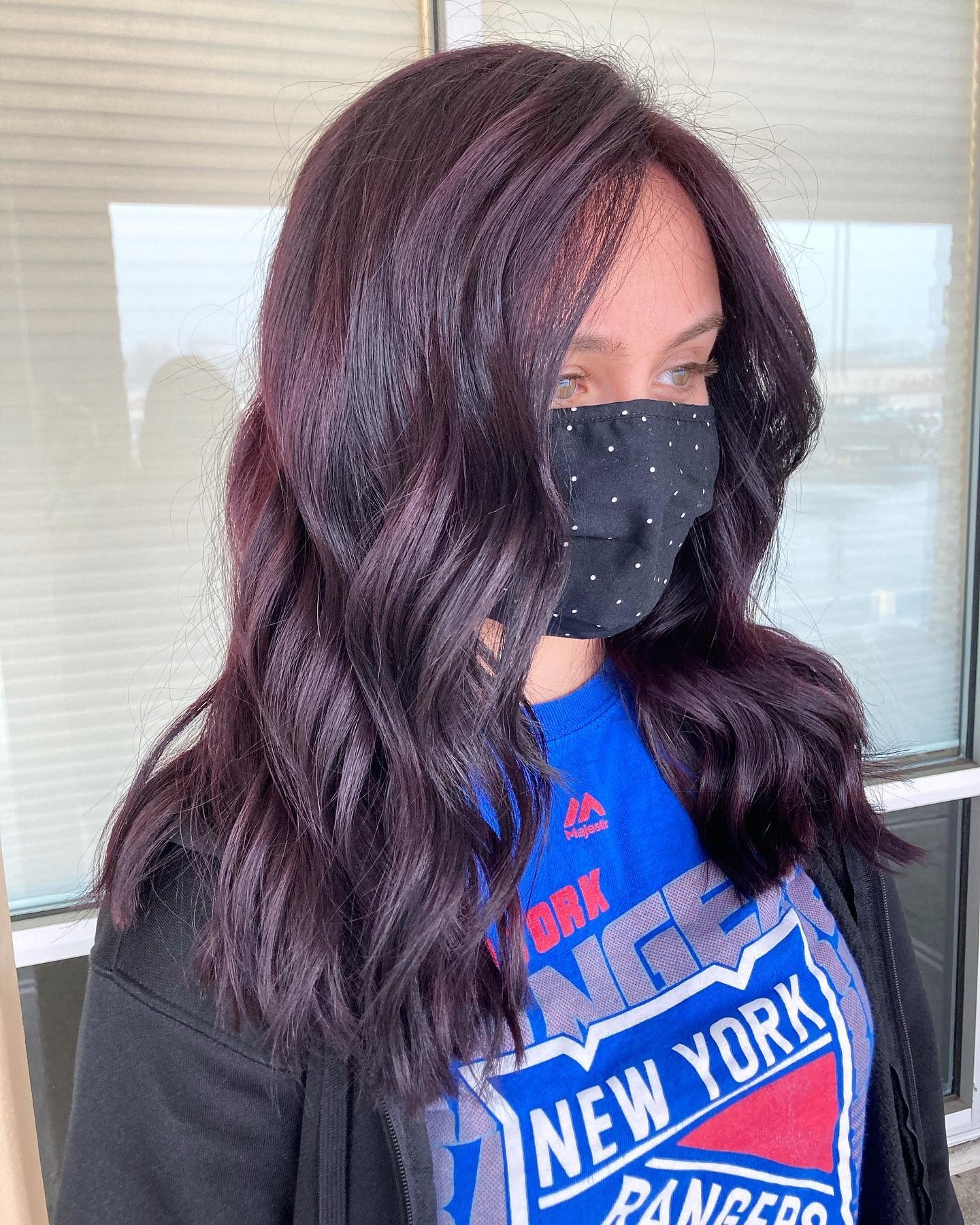 9. Textured Plum Mid-Length Waves (Plum Hair Color)