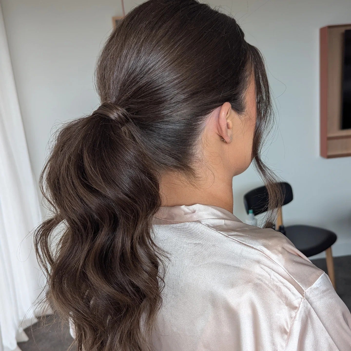 15. Soft Ponytail with Loose Waves – Rich Brunette (Ponytail Hairstyles)