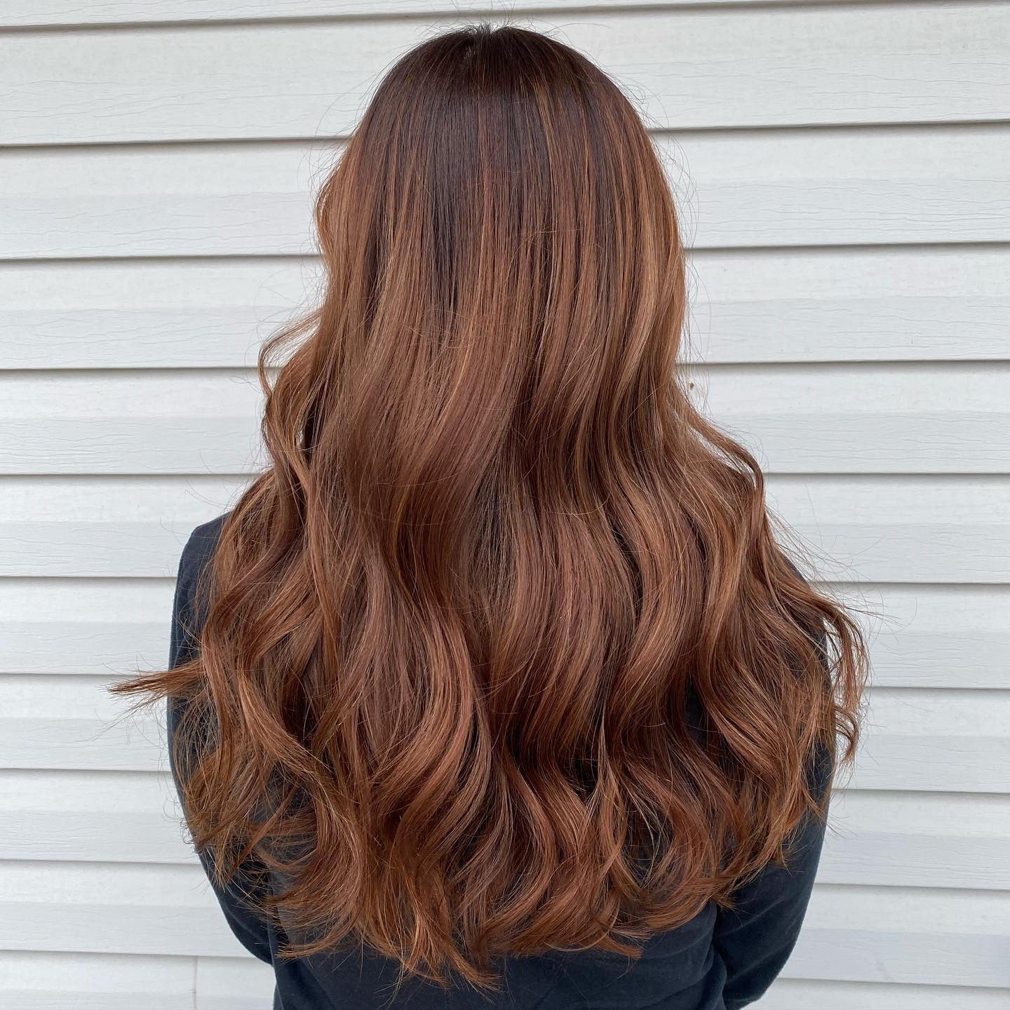 15. Soft Auburn Chestnut Blend with Long Layers (Chestnut Hair Color)