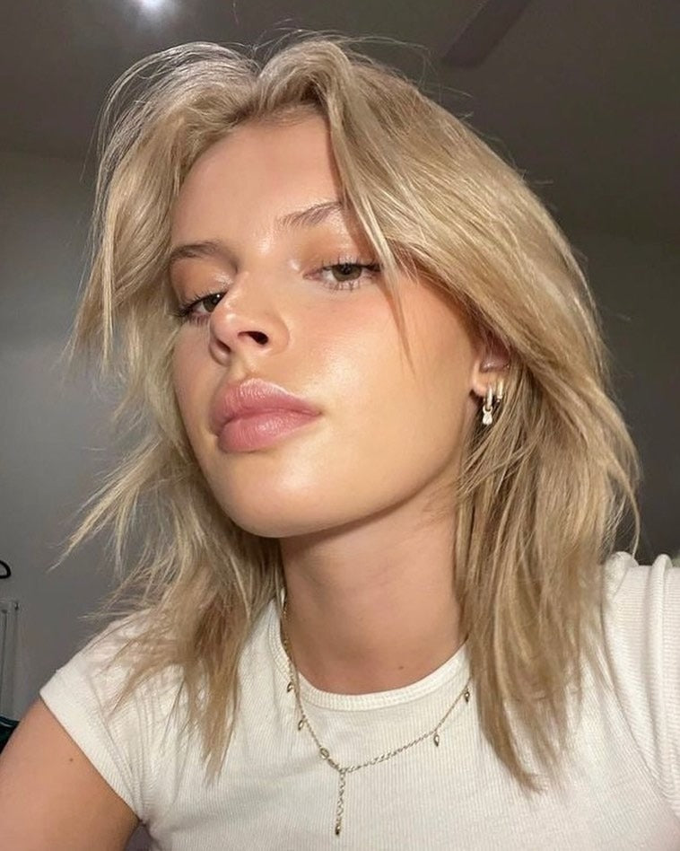 4. Ash Blonde Shag-Wolf Hybrid (Wolf Haircuts)