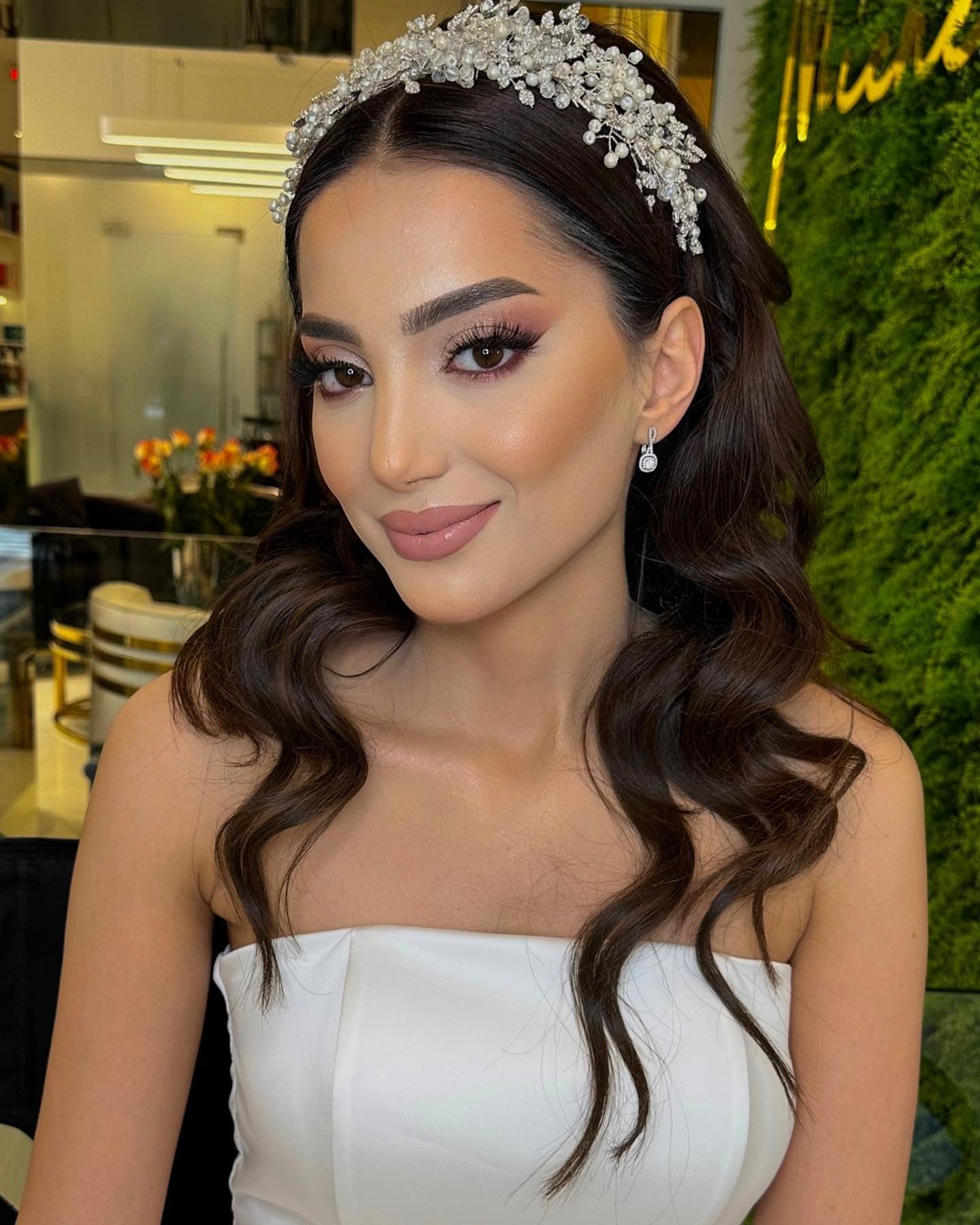 6. Wavy Bridal Style with Pearl Tiara (Bride Hairstyles)