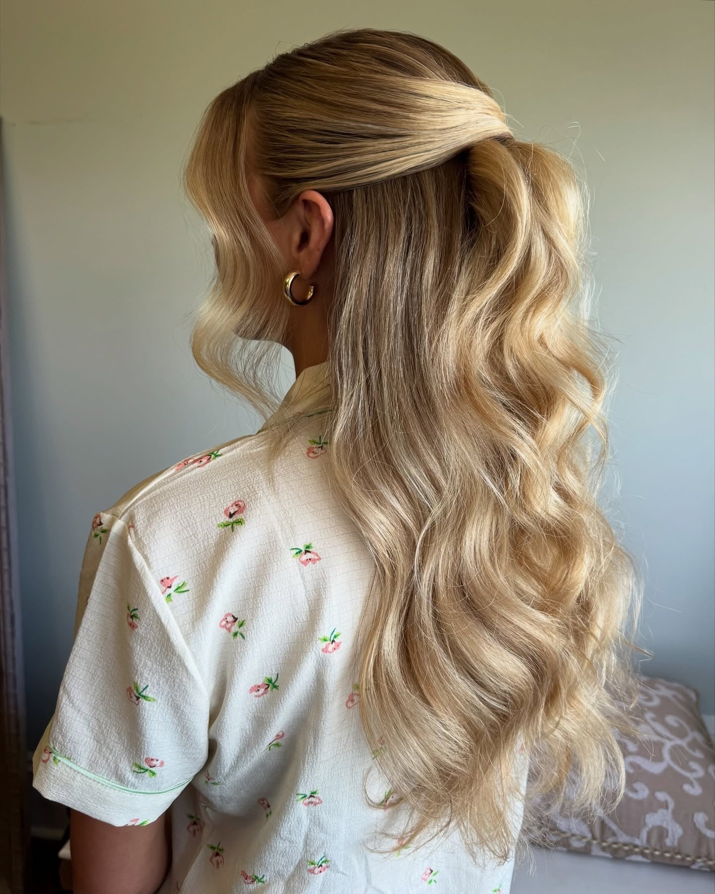 15. Textured Half-Up Waves in Light Blonde (Bride Hairstyles)