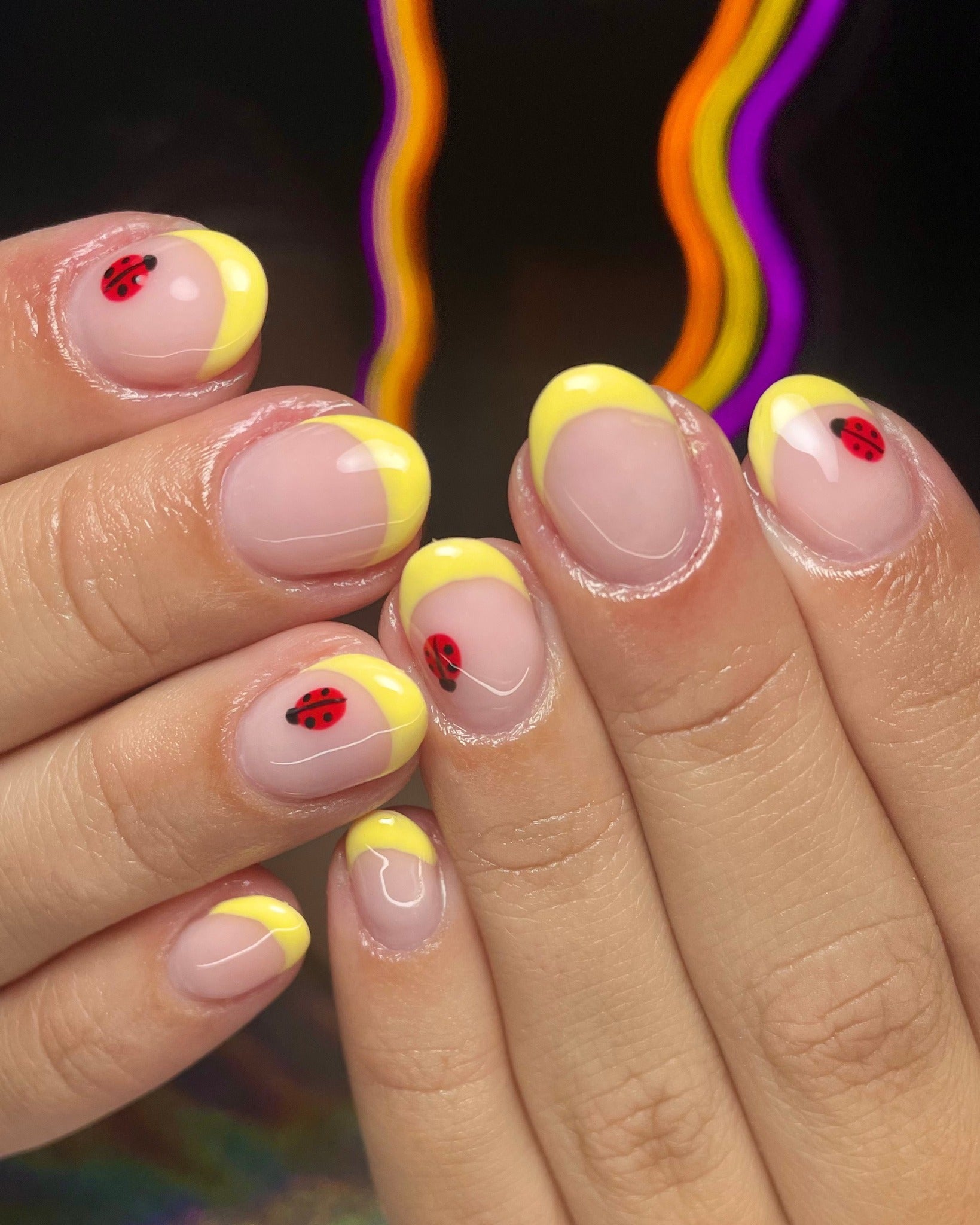 10. Ladybug Yellow French Tips (Yellow French Tip Nail Ideas)