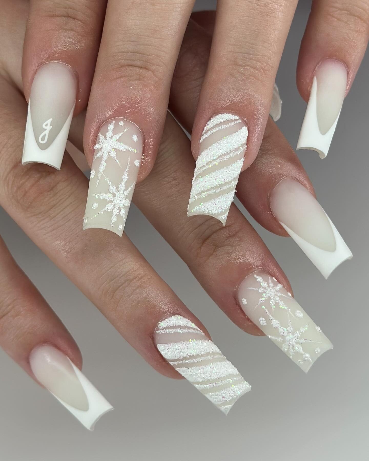 13. White Glitter Snowflake Coffin Set (White Winter Nail Ideas)