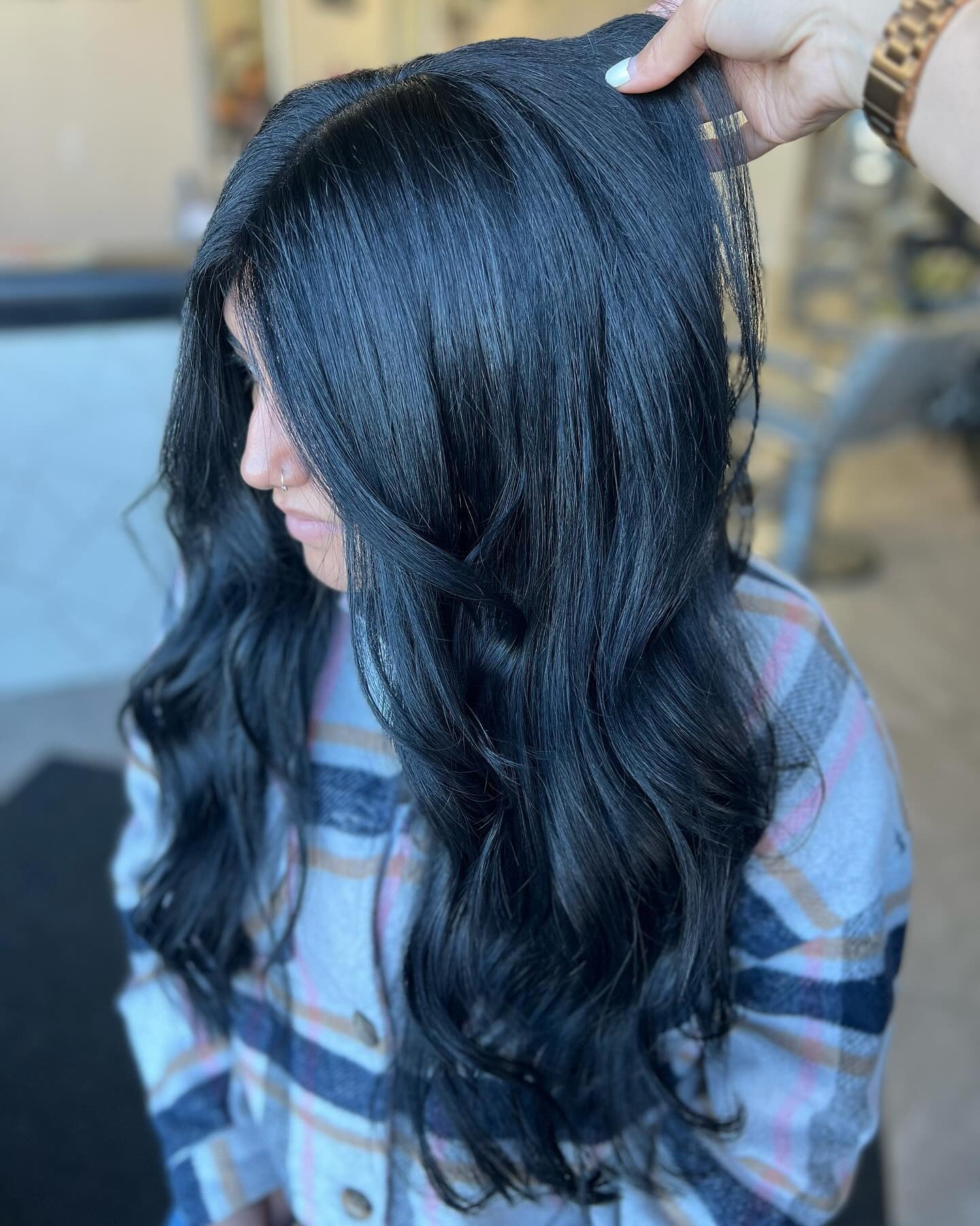 5. Dimensional Blue-Black Waves (Blue Black Hair Color)