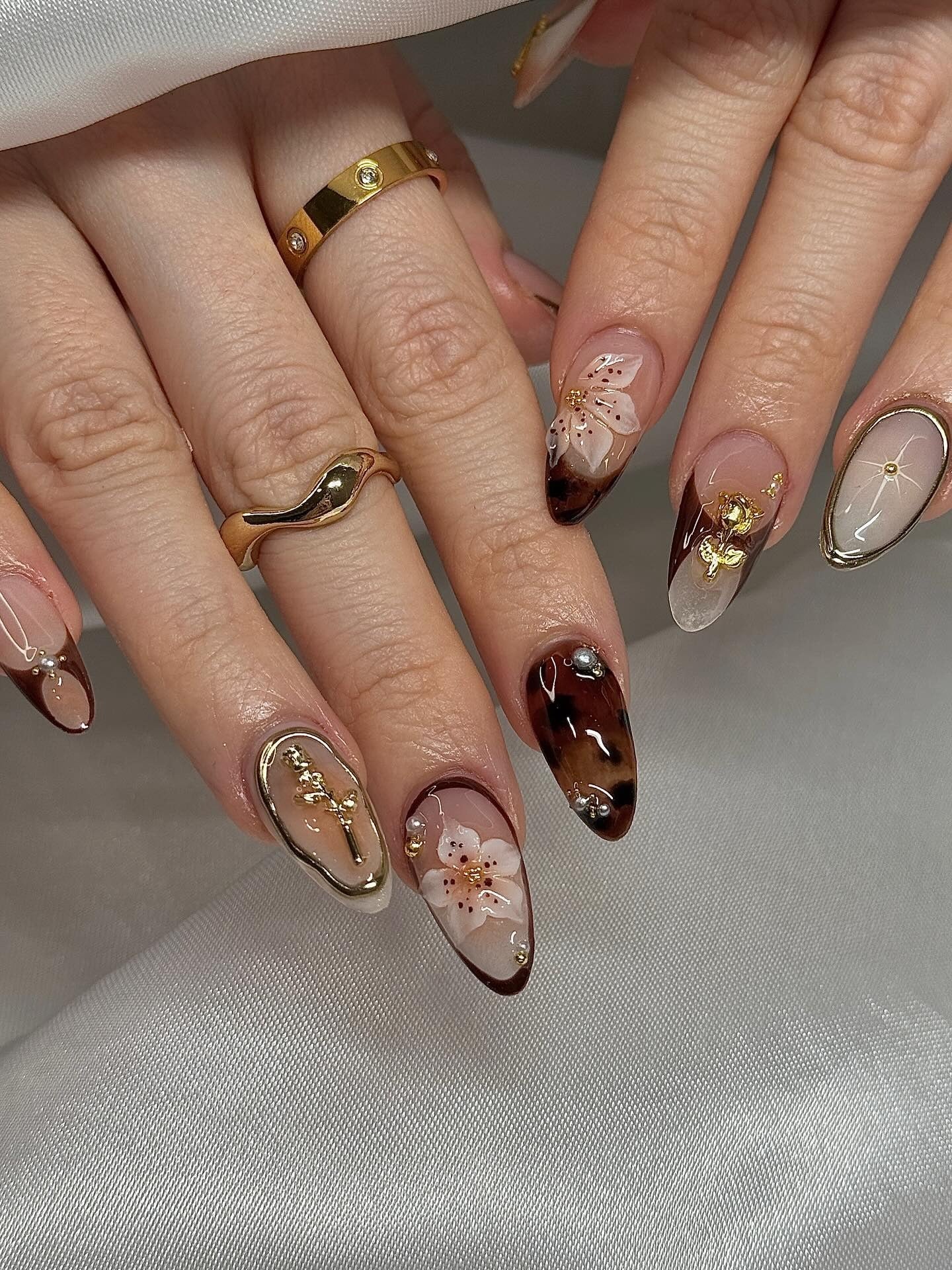 13. Mocha Blossom with Gold Accents (Elegant Nail Ideas)