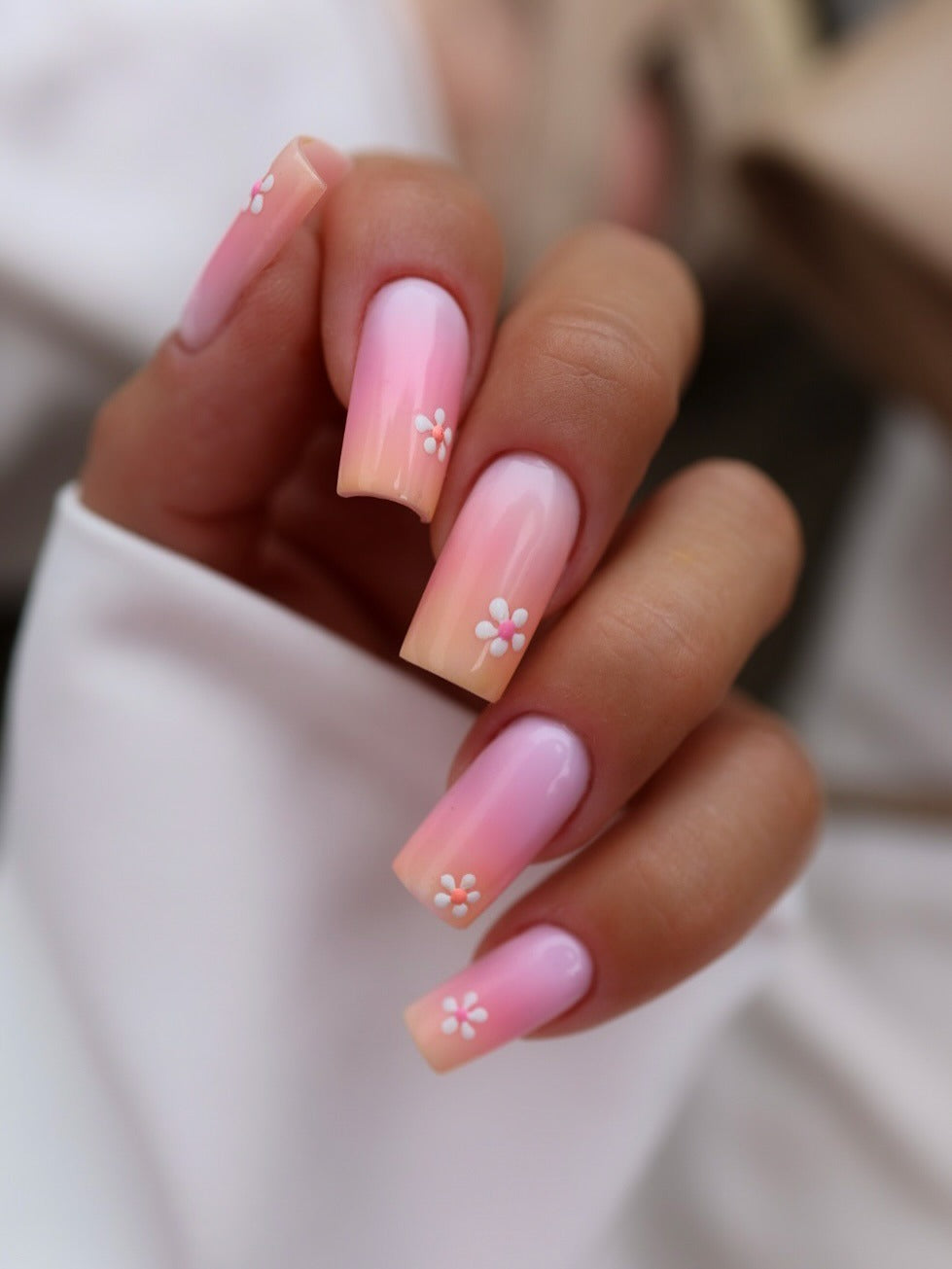 13. Pastel Ombre Square with Daisy Accents (Ombre Nail Ideas)
