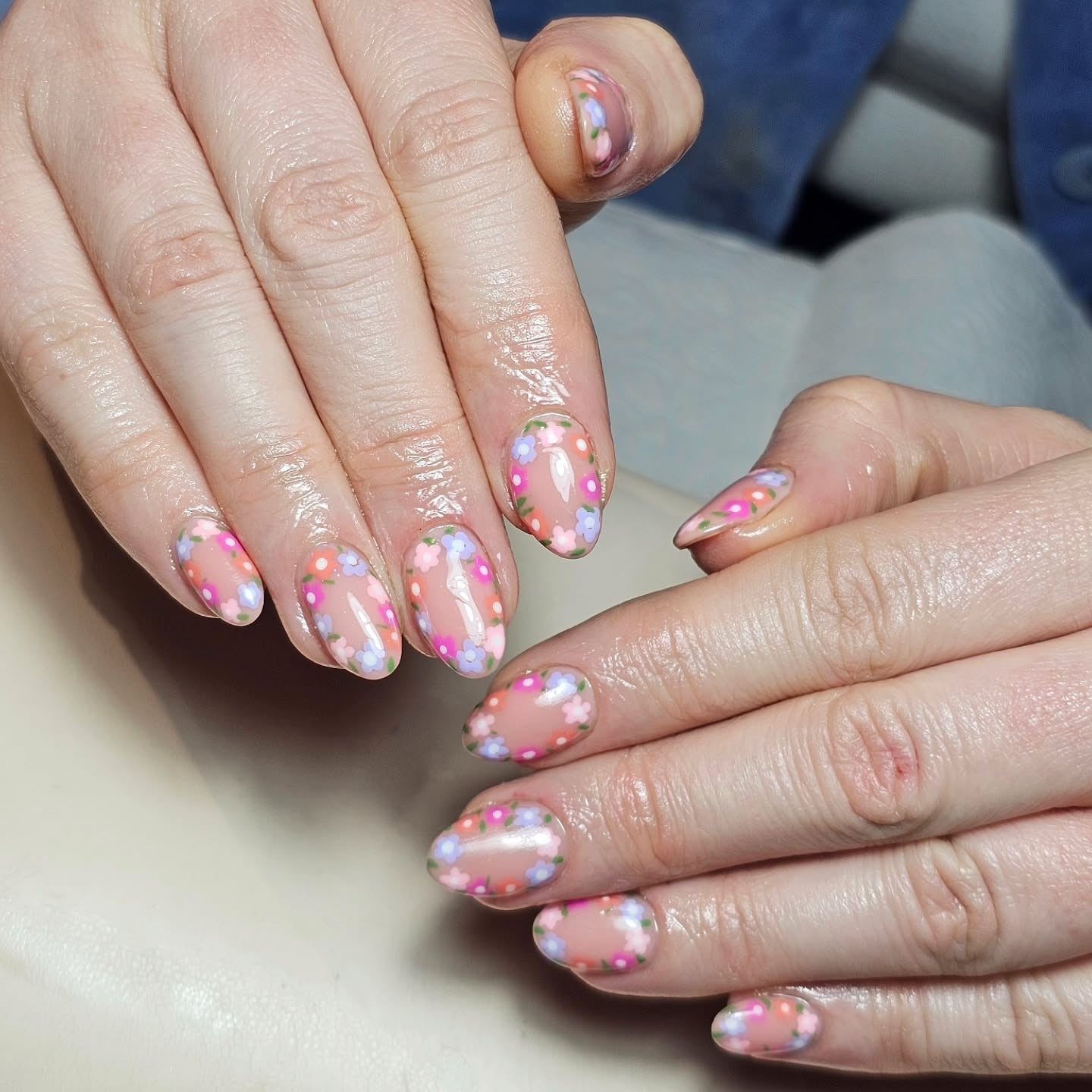13. Retro Flower Border on Sheer Nude (Spring Nail Ideas)