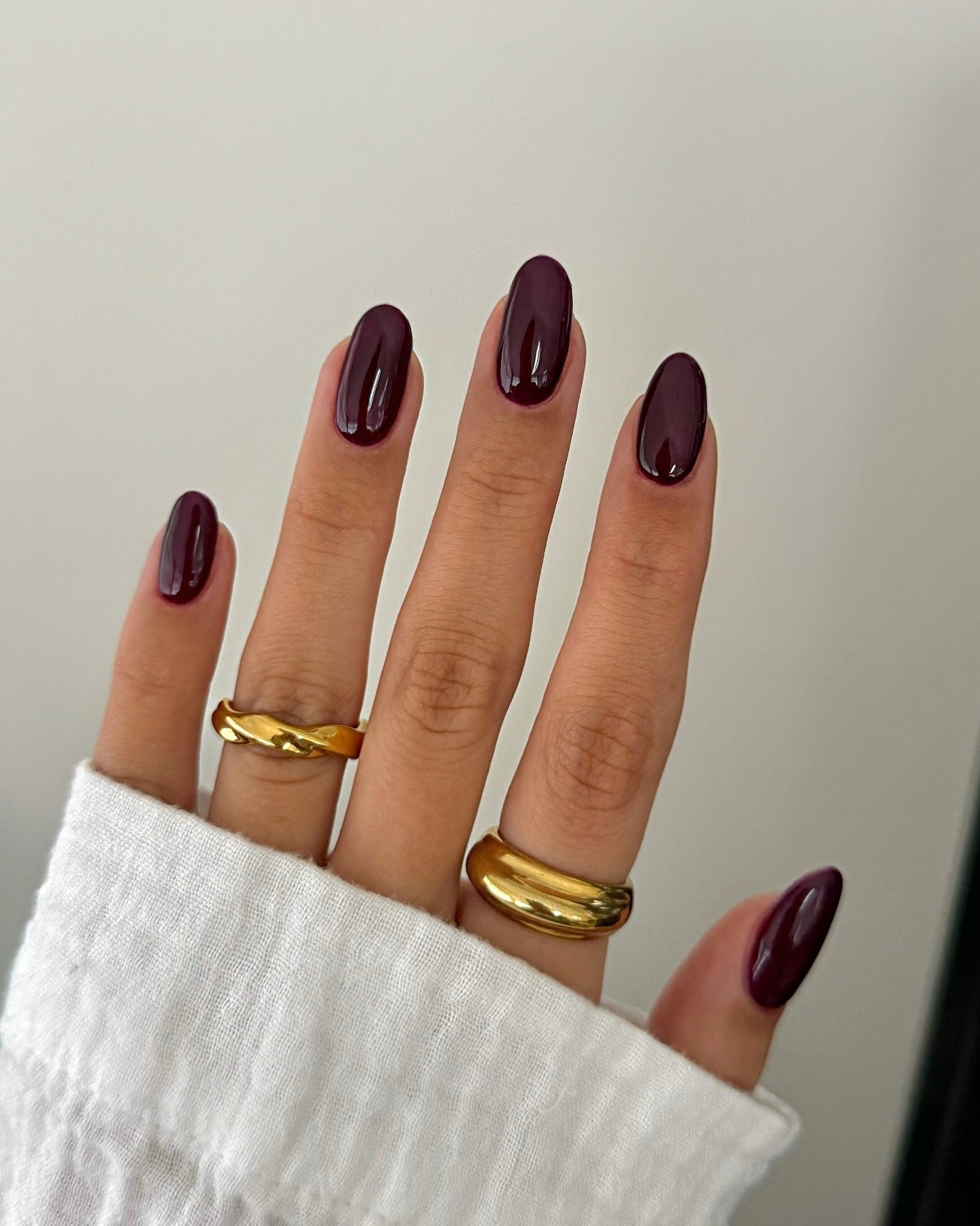 5. Classic Burgundy Elegance (Burgundy Nail Ideas)