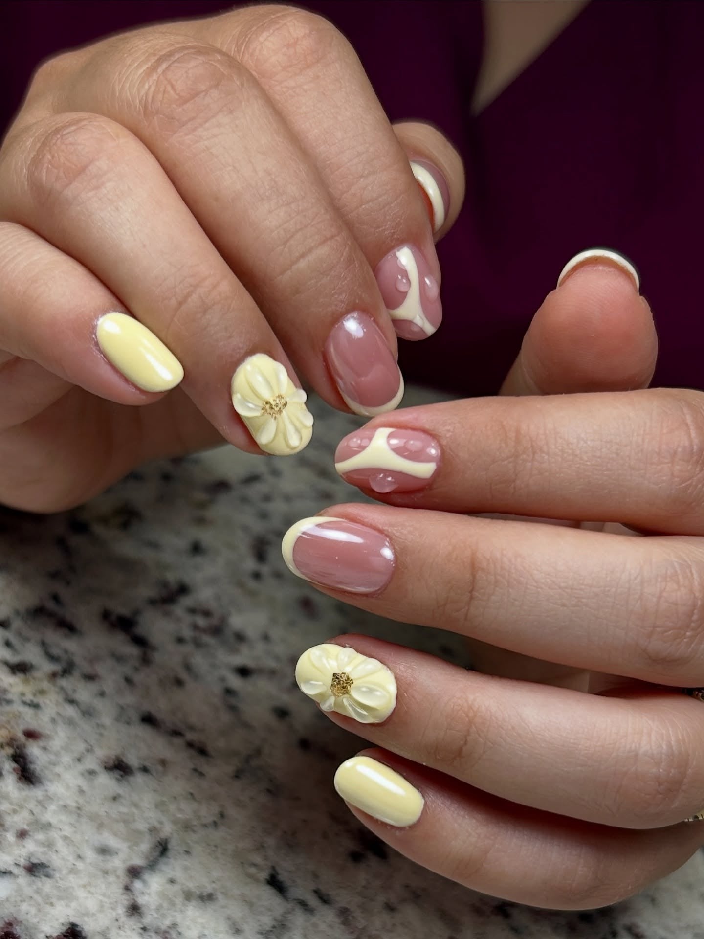 13. Soft Yellow Bloom Short Nails (Yellow Nail Ideas)