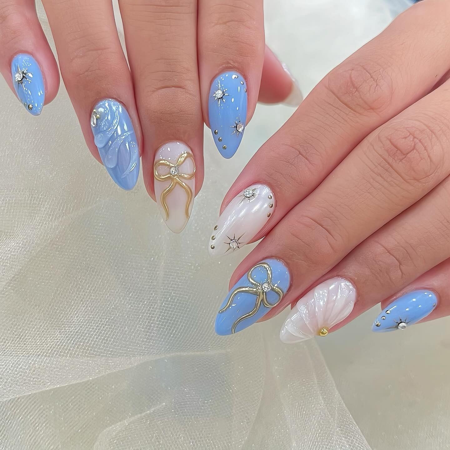 18. Light Blue and White Nails with 3D Bows (Light Blue Nail Ideas)