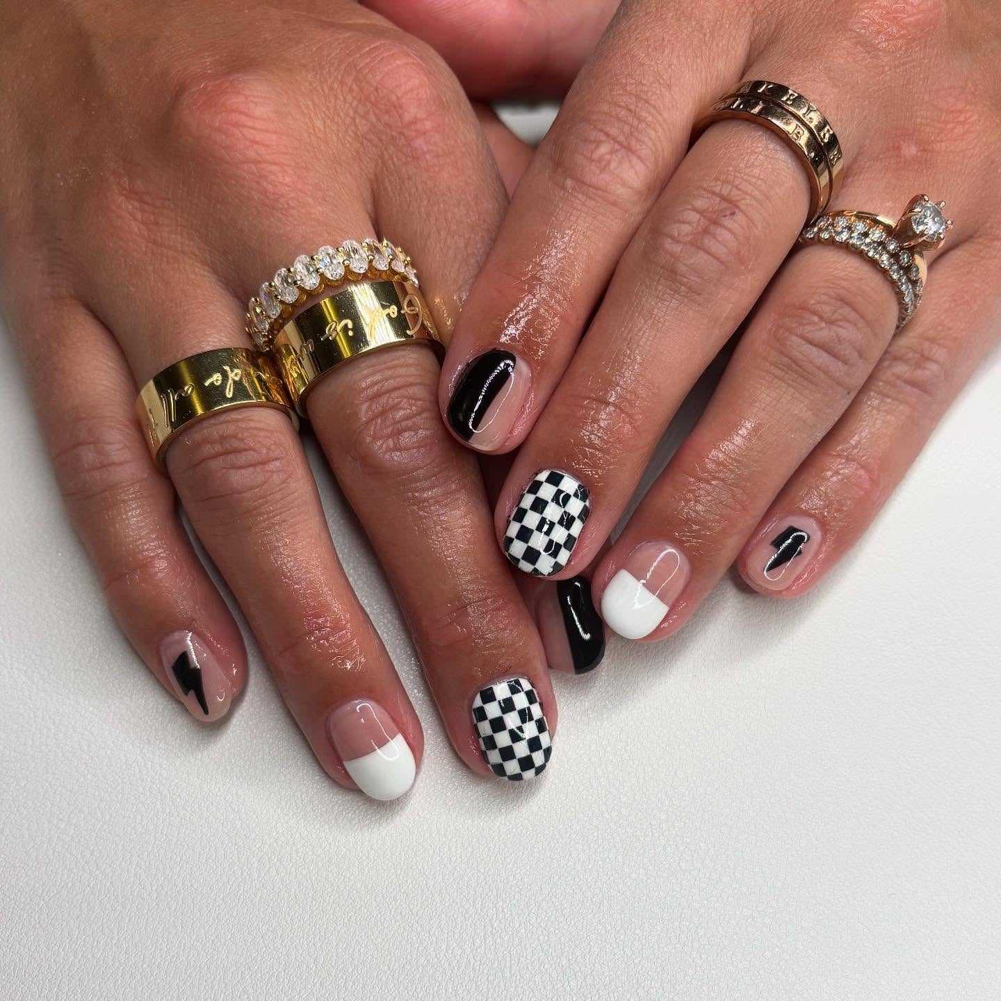 10. Mini Checker Chic on Short Rounds (Black and White Nail Ideas)