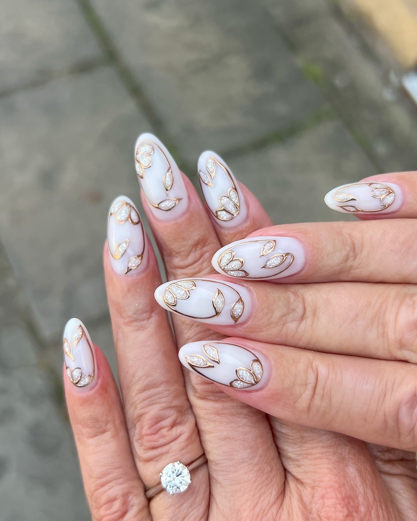 12. White Gold Framed Petal Art (Nail Ideas for Wedding)