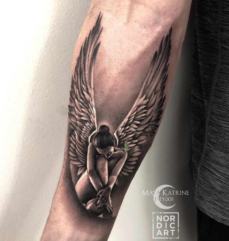 20 Lovely Light & Disturbingly Dark Angel Tattoos