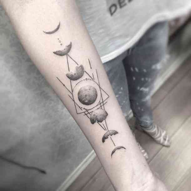 30 Meaningful Moon Tattoos & Moon Phase Tattoo Ideas