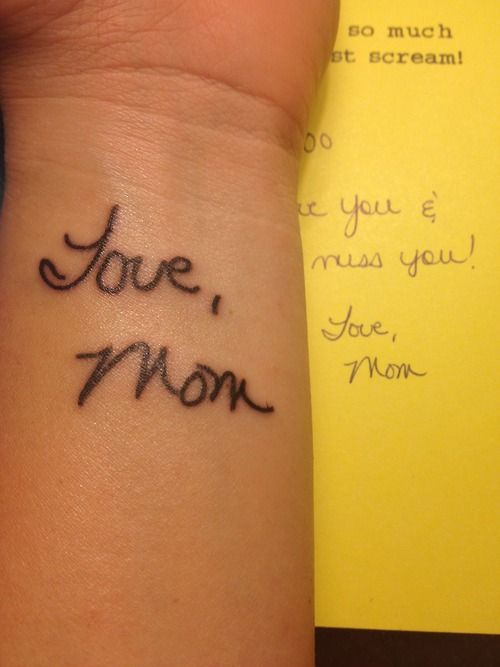 30 Classy First Tattoo Ideas for Women Over 40