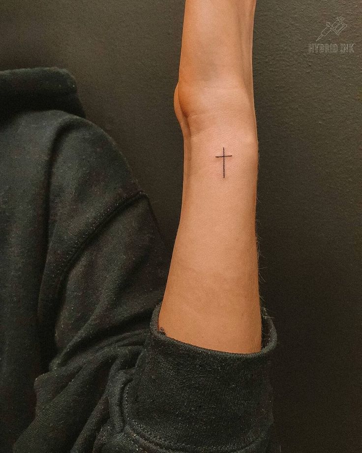66 Amazing Dainty Cross Tattoos For 2024!