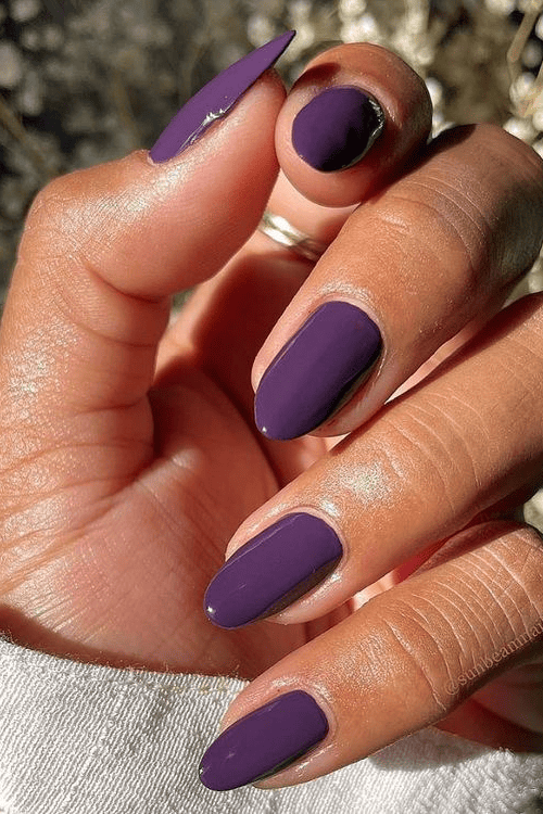 fall nail colors for dark skin