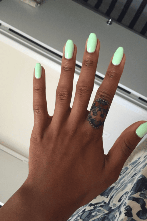 20 Drop Dead Gorgeous Summer Nail Colors For Dark Skin Beauties