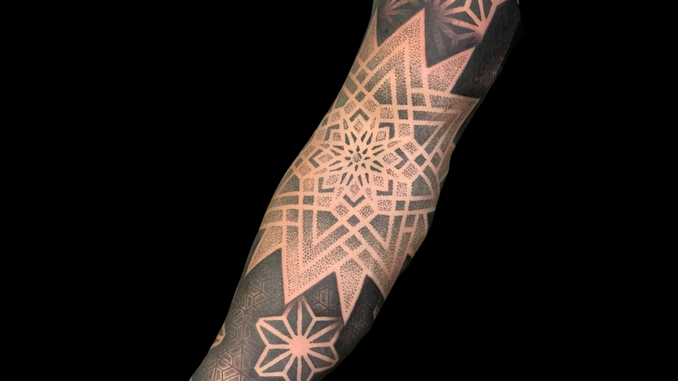 Perfectly Complex Tattoos: Geometric Style | Tattoo Smart