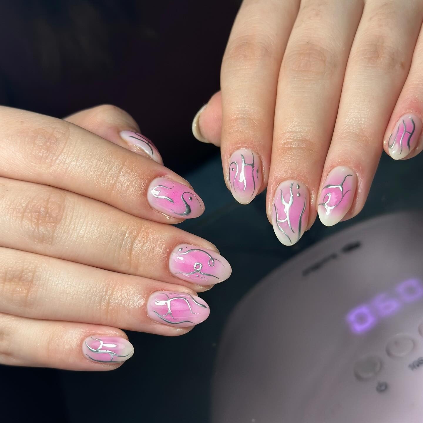 6. Pink Chrome Fluid Art (Pretty Nail Ideas)