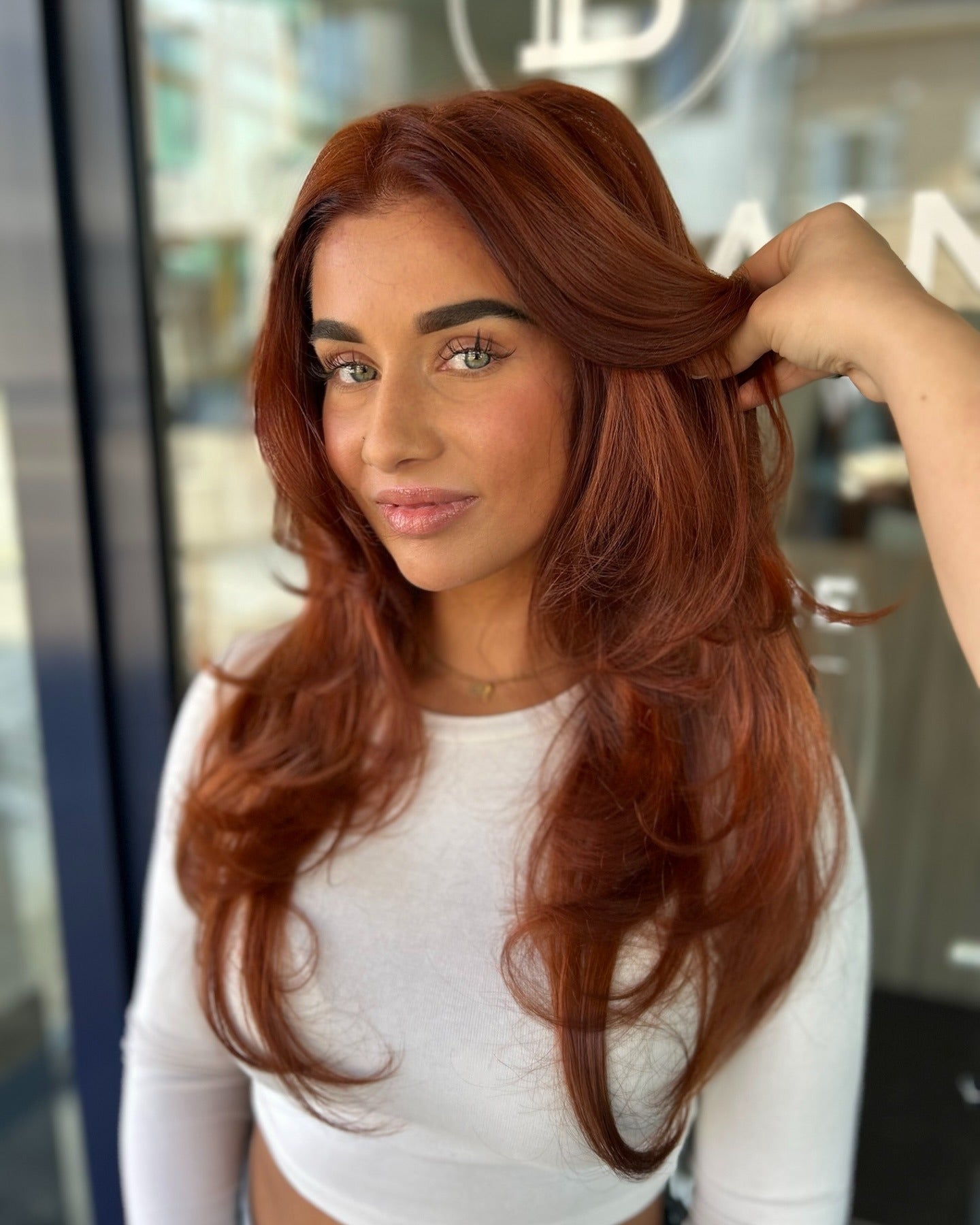 12. Face-Framing Layers in Glossy Copper Red (Red Copper Hair Color)