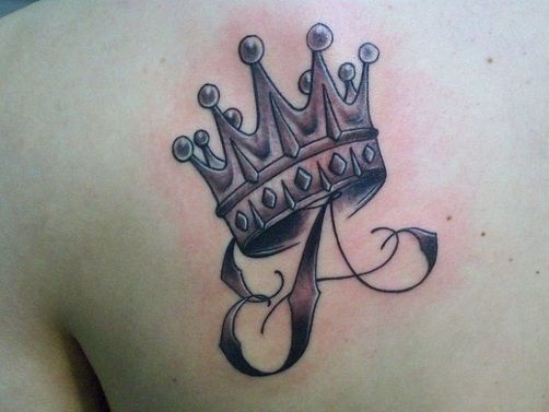 15+ Unique Crown Tattoo Designs to Embrace Royalty!